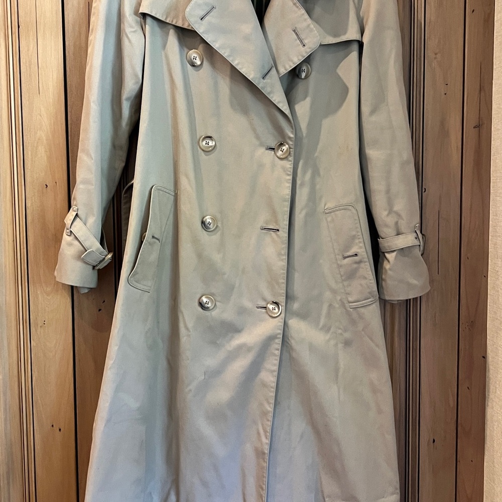 Harrods Classic Gray Trench Coat